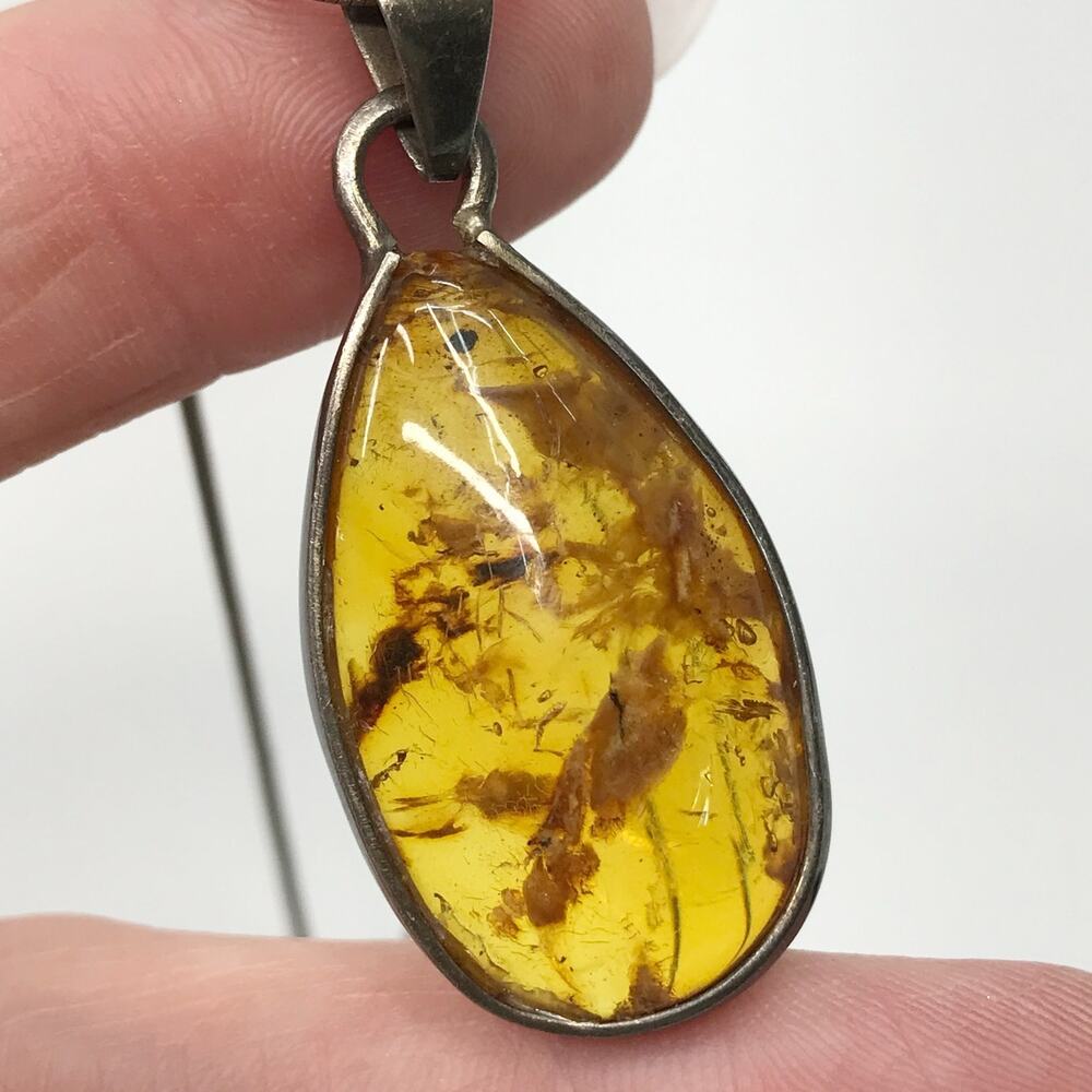 VTG Warm Honey Golden Baltic Amber Inclusions Sterling Silver Italy Snake Chain